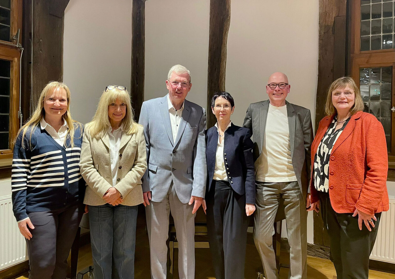Petra Klinge, Heike Janott, Matthias Heckerodt, Thekla Heckerodt, Hermann Willenbrock und Annegret Constantin.