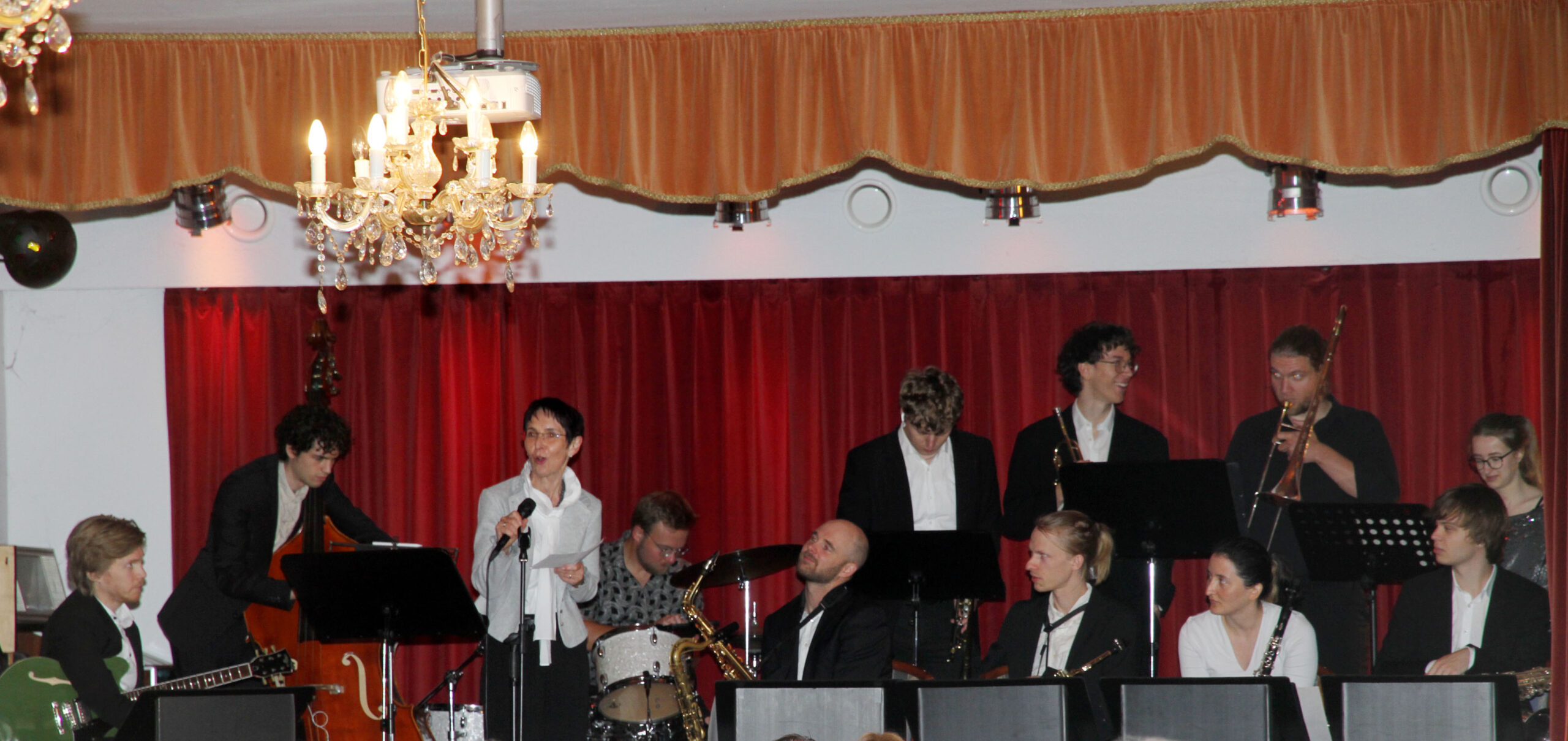 Jazz, Swing & gute Laune – gelungene Premiere in Karze